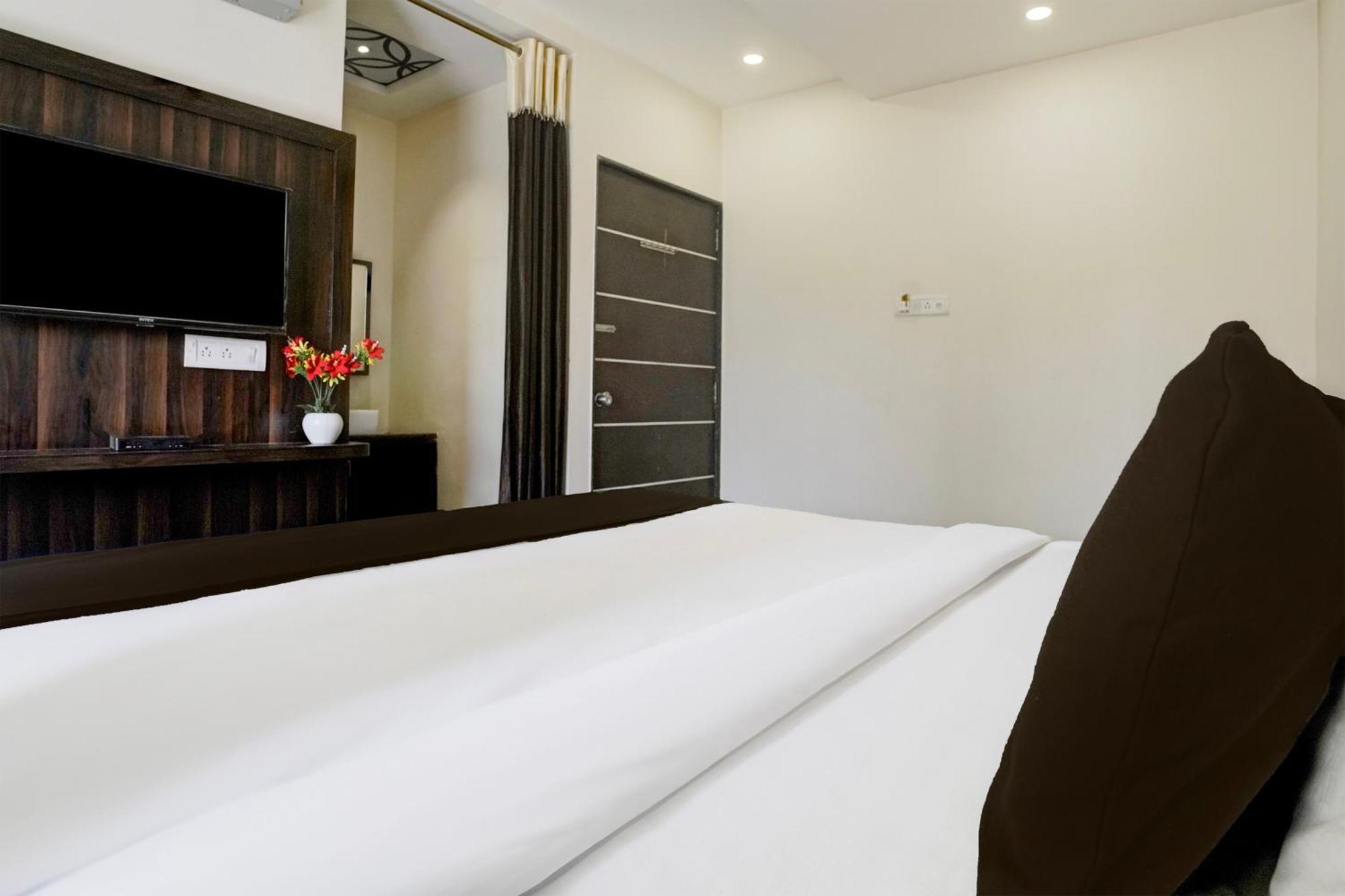 Super Hotel O Chhatrapati Nagar Shirdi Exterior photo